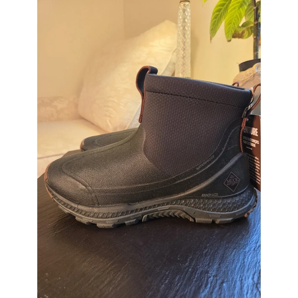 Muck Boots Mens Outscape Max Dark Shadow Black Ankle Boots MTSM000 Sz 9 NEW $145